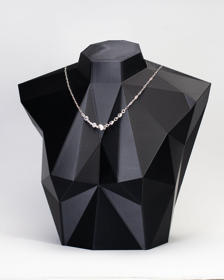 Choker Borboleta C/ Pedrinhas